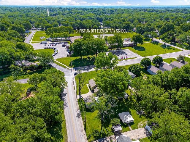 1540 N Noland Road, Independence, MO 64050