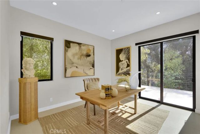 2341 Zorada Court, Los Angeles, CA 90046