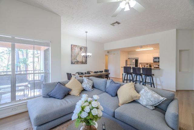 8051 Bay Branch Drive 234, The Woodlands, TX 77382
