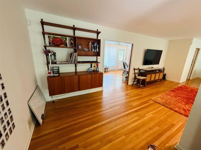 3028 NW 1ST AVENUE, Gainesville, FL 32607
