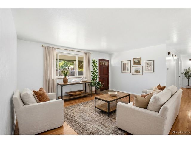 614 S Worchester St, Aurora, CO 80012