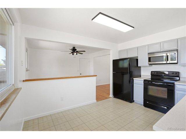 614 S Worchester St, Aurora, CO 80012