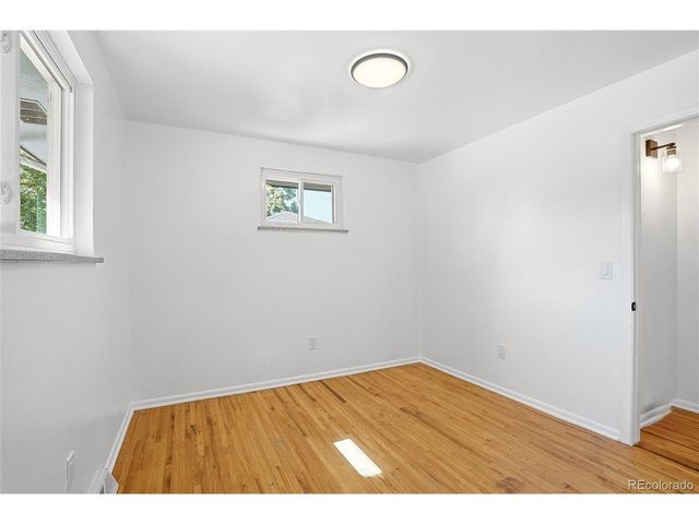 614 S Worchester St, Aurora, CO 80012