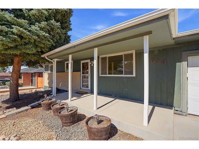614 S Worchester St, Aurora, CO 80012
