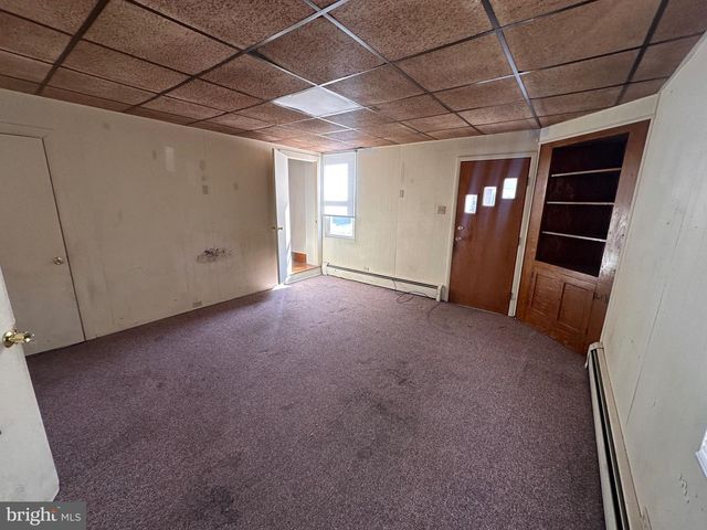 109 S CHESTNUT ST, Fleetwood, PA 19522