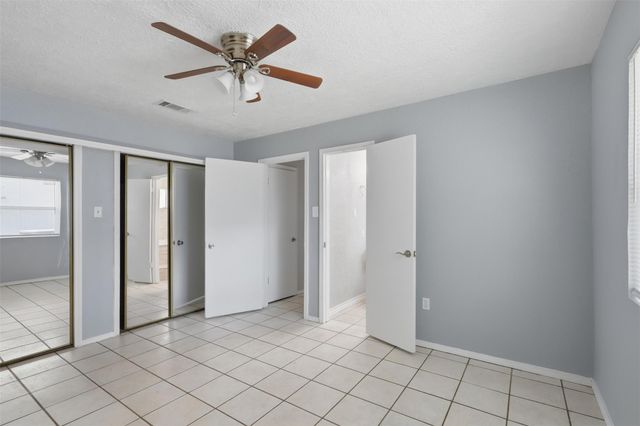 3831 Derbyhall Drive, Houston, TX 77066