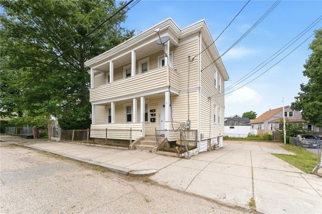 9 Octavia Street, Providence, RI 02909