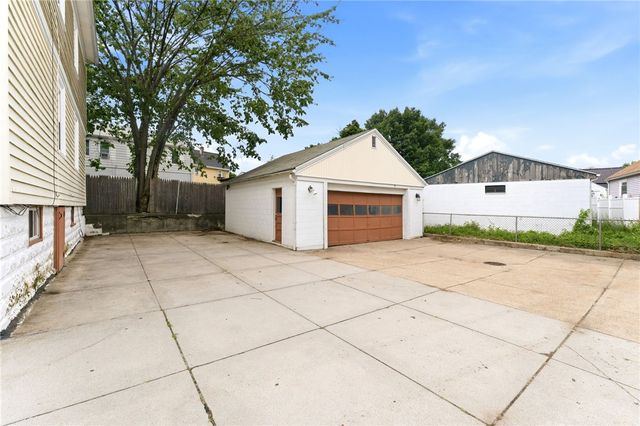 9 Octavia Street, Providence, RI 02909