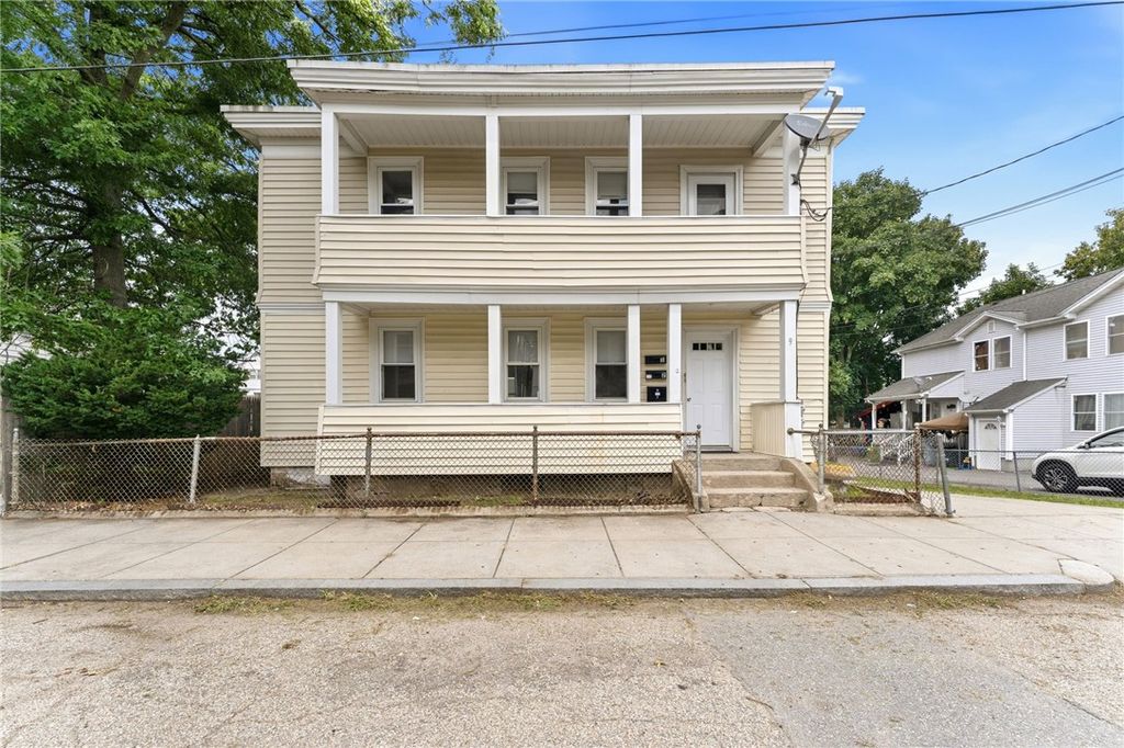 9 Octavia Street, Providence, RI 02909