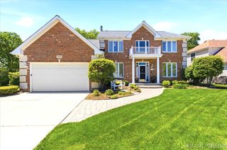 1914 N Ridge Avenue, Arlington Heights, IL 60004