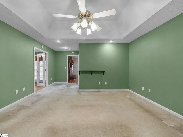 353 Round Ridge Road, Spartanburg, SC 29302