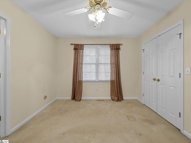 353 Round Ridge Road, Spartanburg, SC 29302