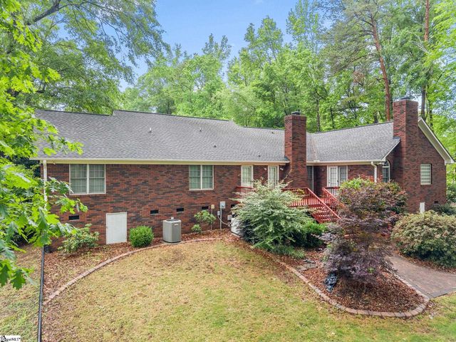 353 Round Ridge Road, Spartanburg, SC 29302
