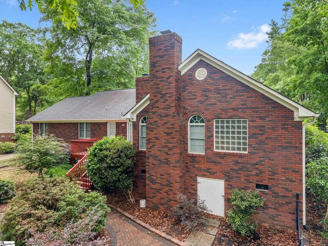 353 Round Ridge Road, Spartanburg, SC 29302