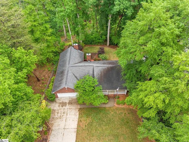353 Round Ridge Road, Spartanburg, SC 29302