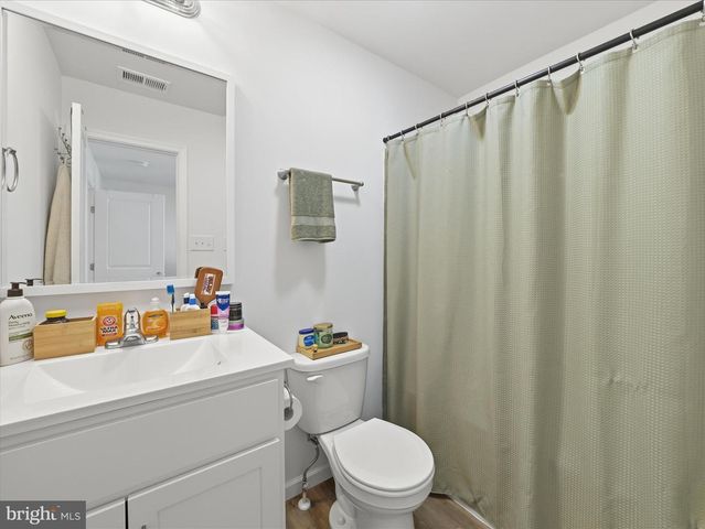 204 WHITE VIOLET WAY, Kearneysville, WV 25430