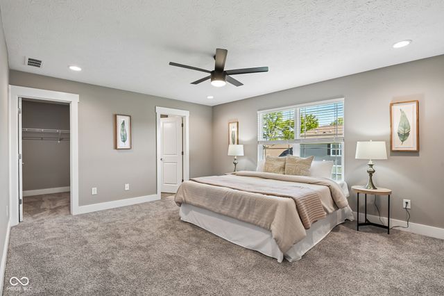 8294 Summit Peak Avenue, Fishers, IN 46038