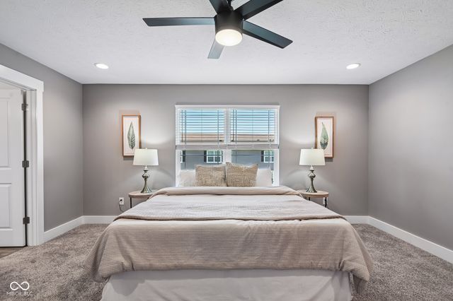 8294 Summit Peak Avenue, Fishers, IN 46038