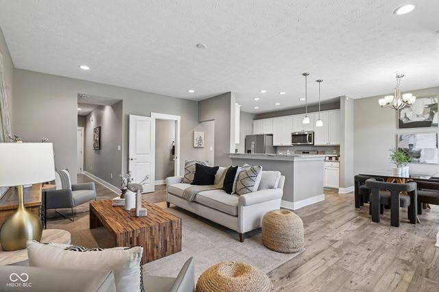 8294 Summit Peak Avenue, Fishers, IN 46038