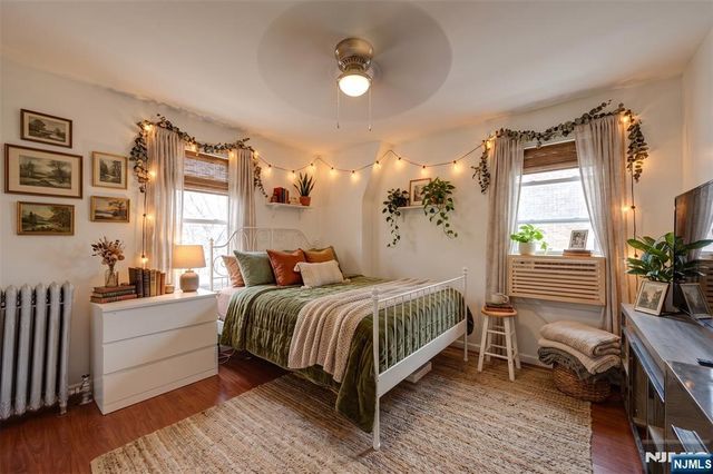 127 16th Street, East Orange, NJ 07017