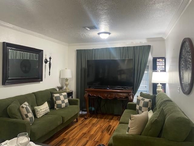 6721 Cathcart Drive, Houston, TX 77091