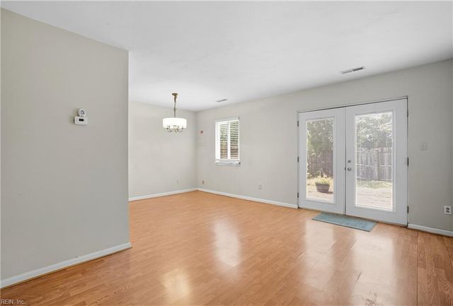 3492 Woodburne DR, Virginia Beach, VA 23452