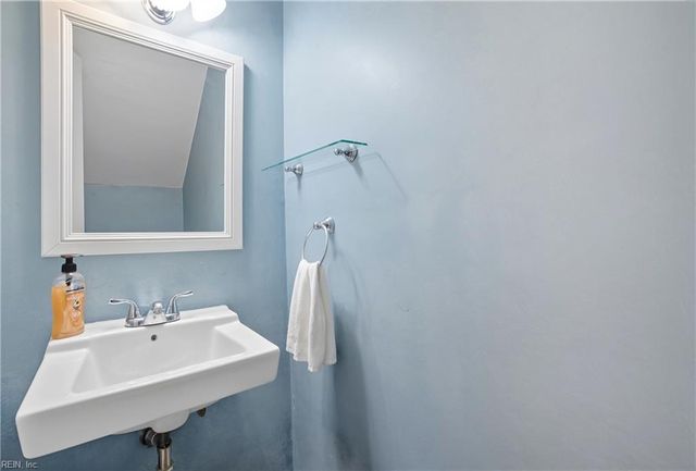 3492 Woodburne DR, Virginia Beach, VA 23452