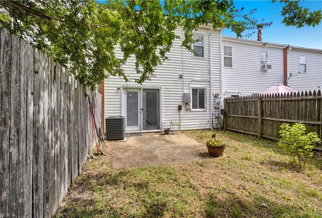 3492 Woodburne DR, Virginia Beach, VA 23452