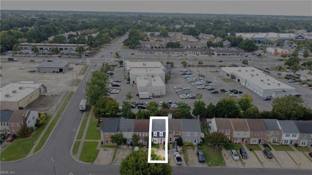 3492 Woodburne DR, Virginia Beach, VA 23452