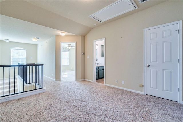 512 Lookout Tree LN, Round Rock, TX 78664