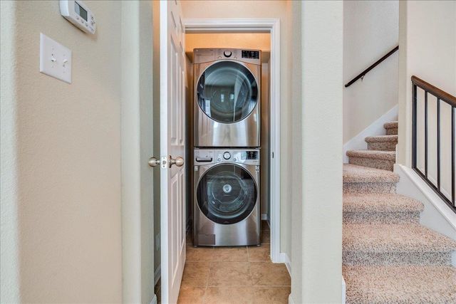 512 Lookout Tree LN, Round Rock, TX 78664