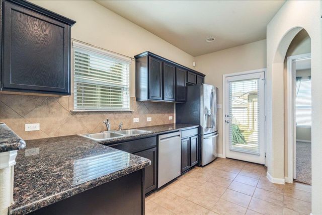 512 Lookout Tree LN, Round Rock, TX 78664