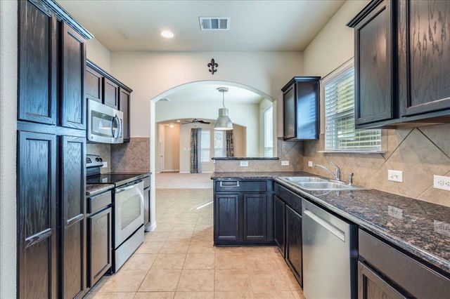 512 Lookout Tree LN, Round Rock, TX 78664