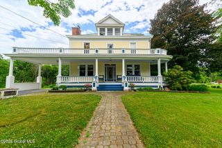 110 Green Avenue, Castleton-on-hudson, NY 12033