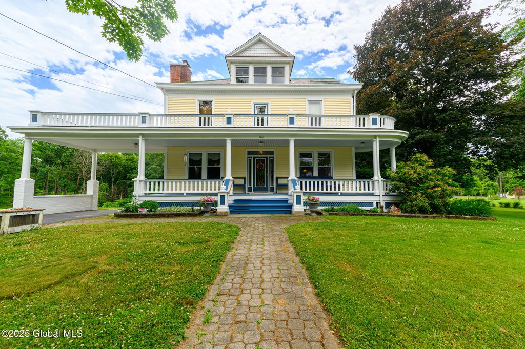 110 Green Avenue, Castleton-on-hudson, NY 12033