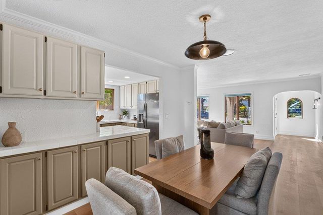 434 Morrissey Boulevard, Santa Cruz, CA 95062