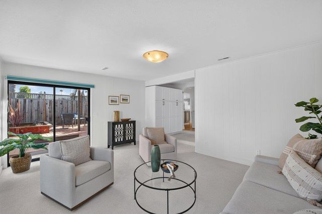 434 Morrissey Boulevard, Santa Cruz, CA 95062