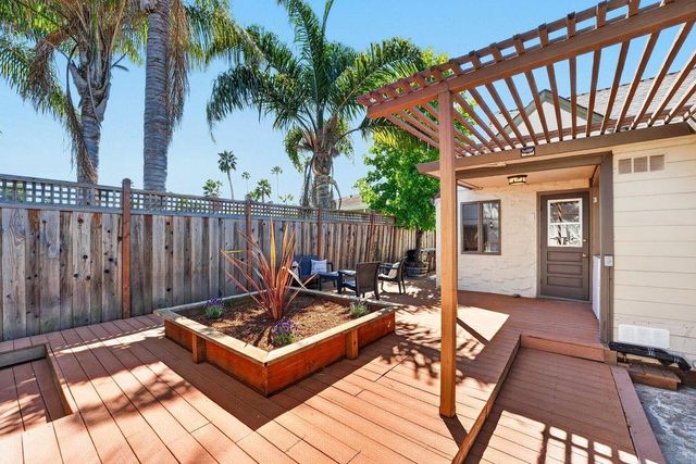 434 Morrissey Boulevard, Santa Cruz, CA 95062