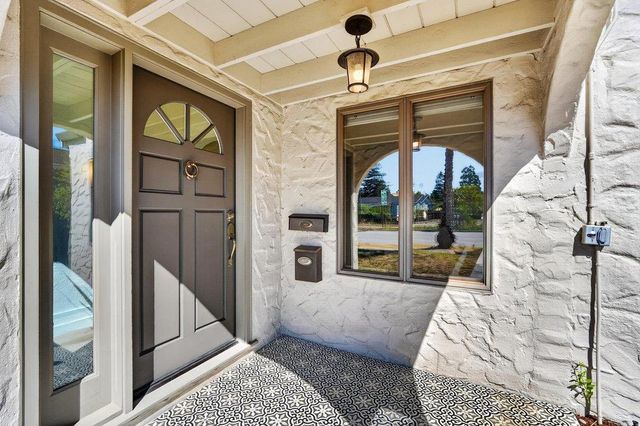 434 Morrissey Boulevard, Santa Cruz, CA 95062