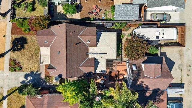 434 Morrissey Boulevard, Santa Cruz, CA 95062