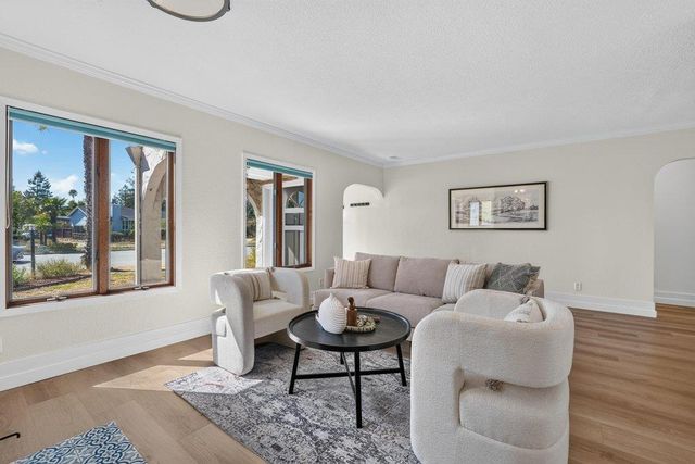 434 Morrissey Boulevard, Santa Cruz, CA 95062