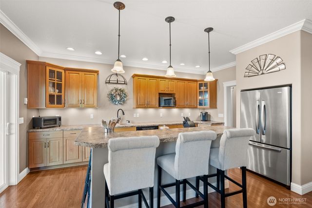 1480 Pacific Avenue, Raymond, WA 98577