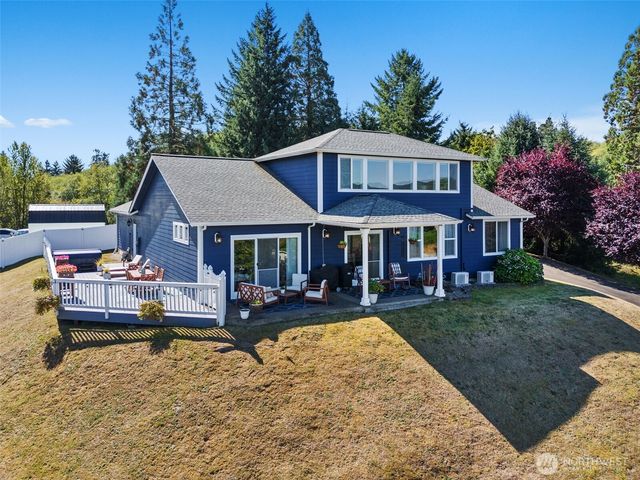 1480 Pacific Avenue, Raymond, WA 98577