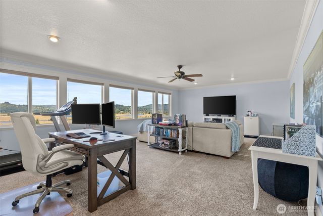 1480 Pacific Avenue, Raymond, WA 98577