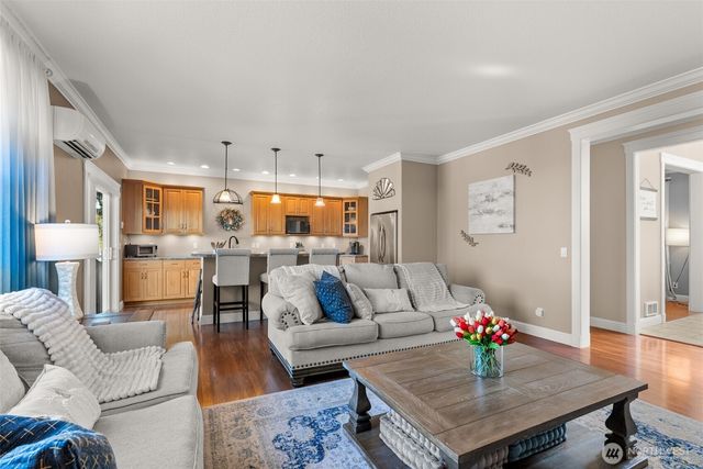 1480 Pacific Avenue, Raymond, WA 98577