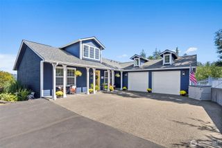 1480 Pacific Avenue, Raymond, WA 98577