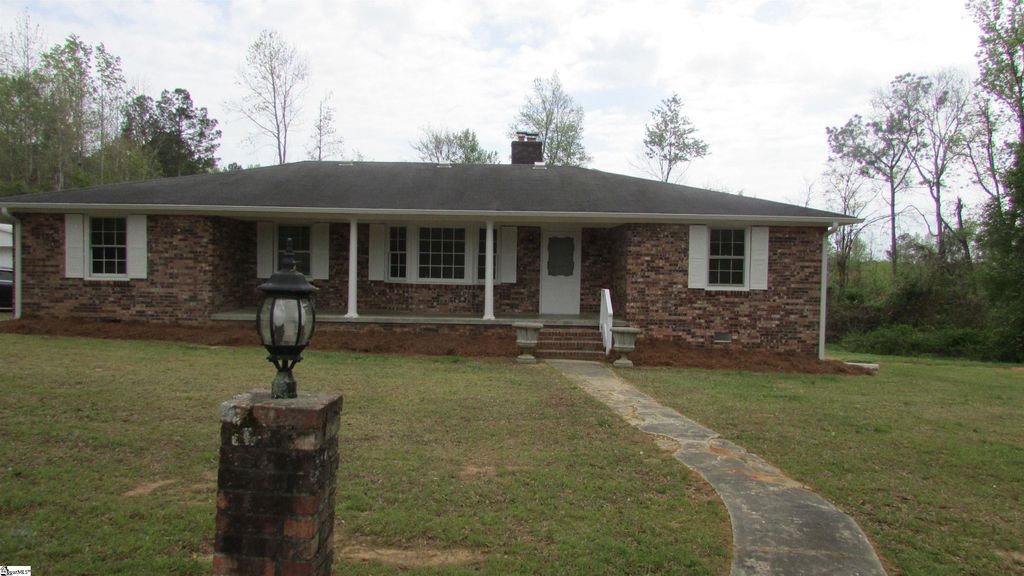 317 Hazel Drive, Clinton, SC 29325