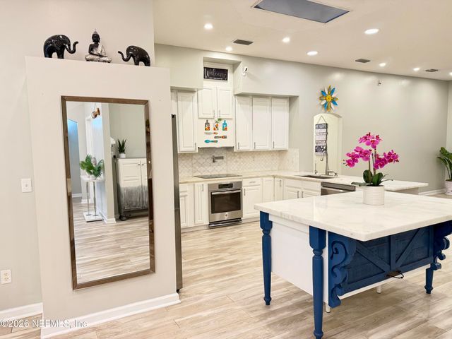 12381 FLYNN Road, Jacksonville, FL 32223