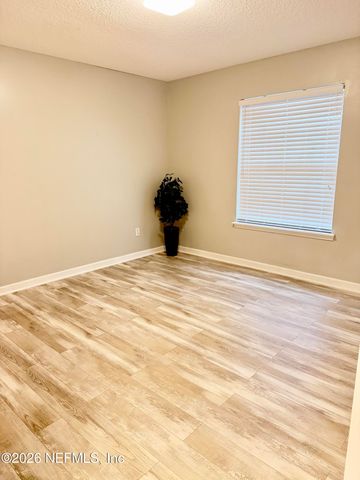 12381 FLYNN Road, Jacksonville, FL 32223