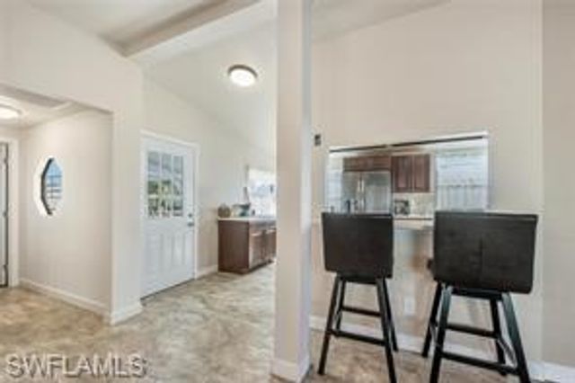 89 Pacific WAY # 89, Naples, FL 34104